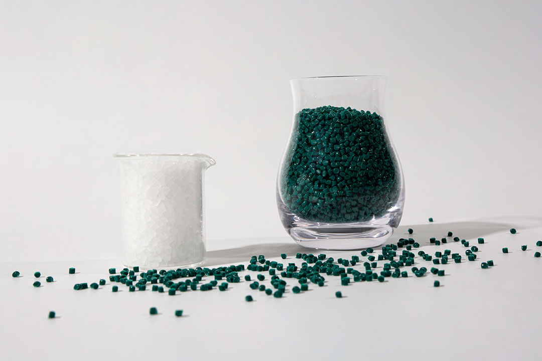 氟塑料制品的優(yōu)勢(shì)和劣勢(shì)分別是啥？